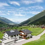 Neustift Near Stubai Lift 施图拜河谷新施蒂夫特