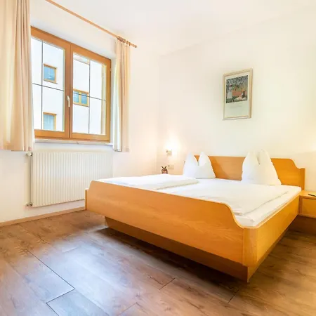 Neustift Near Stubai Lift * 施图拜河谷新施蒂夫特